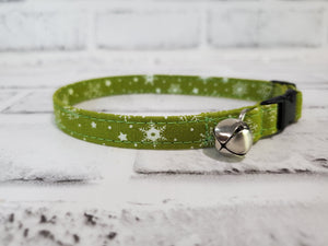 Snowy Green 3/8" Cat Collar