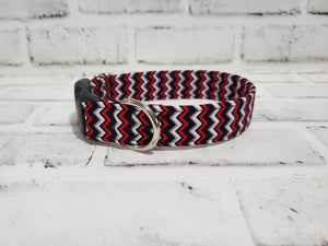 Black and Red Chevron 1" Small Buckle Collar 10"-15"