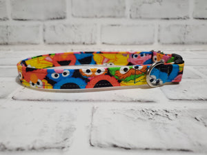 Cartoons 3/4" Medium Buckle Collar 12"-19"