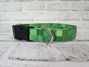 Green Pixels 1" Small Buckle Collar 10"-15"