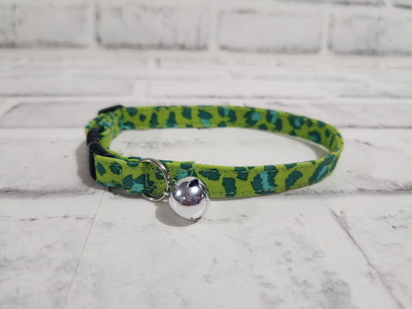 Green Leopard Print 3/8