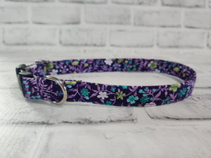 Purple Floral 3/4" Medium Buckle Collar 12"-19"