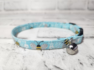 Blue Glitter Bee Cat Collar 3/8"