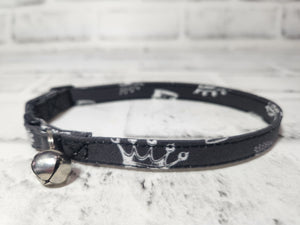 King Me Cat Collar 3/8"