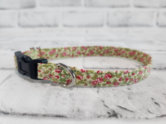 Tiny Green Floral 1/2
