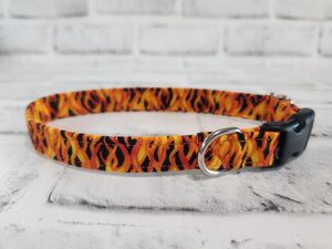 Flames 5/8" Small Buckle Collar 10"-15"
