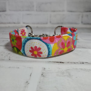 Groovy Florals 1" Small Chain Martingale Collar 10"-15"