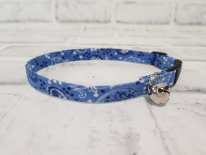 Blue Paisley 3/8" Cat Collar