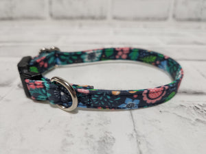 Jungle Floral 1/2" X-Small Buckle Collar  7"-11"