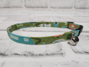 Campers on Green 3/8" Cat Collar