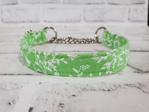 Green and White Birds 3/4" Small Chain Martingale Collar 10"-15"